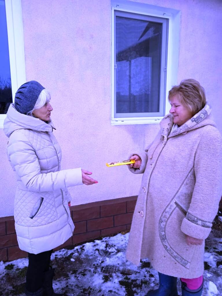 Акция-поздравление «Прекрасен мир любовью материнской».