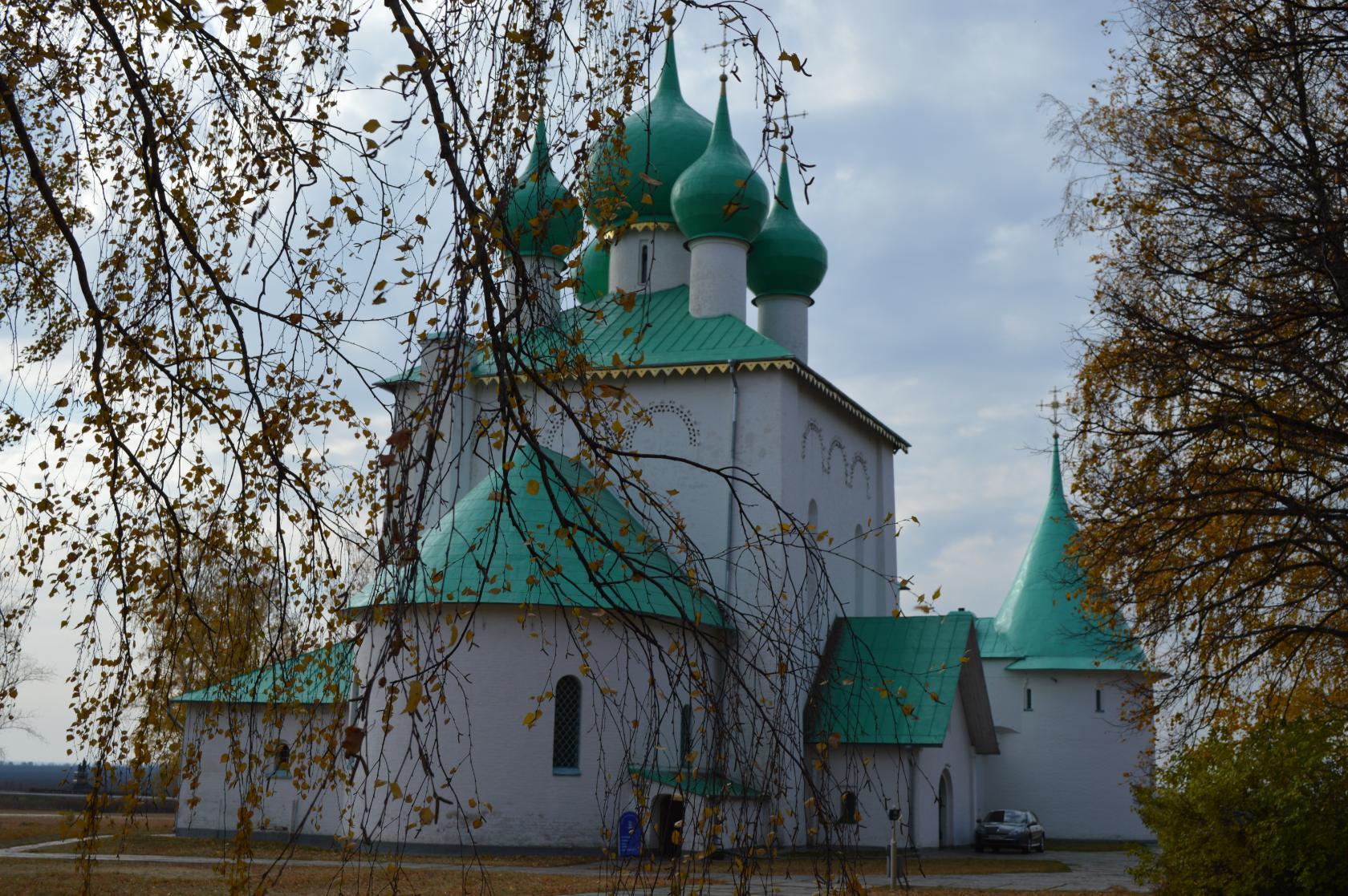 Церковь Сергия Радонежского на Красном холме.