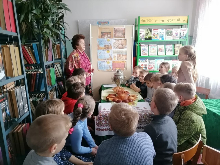 Информационный час «Берегите хлеб – каждую крупинку». Информационный час «Берегите хлеб – каждую крупинку».