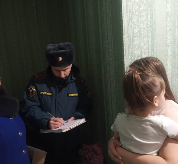 Рейды по профилактике пожаров в жилом секторе. Рейды по профилактике пожаров в жилом секторе.