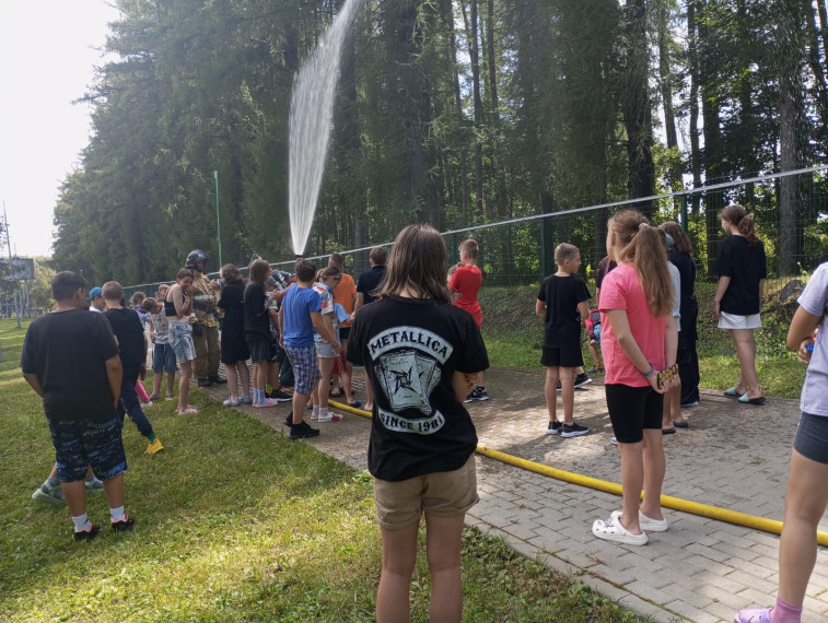 В оздоровительном лагере «Юность» Богородицкого района стартовала четвертая смена. В оздоровительном лагере «Юность» Богородицкого района стартовала четвертая смена.